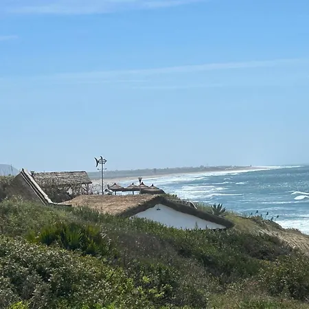 Junto Al Mar Roqueo Nicolas *